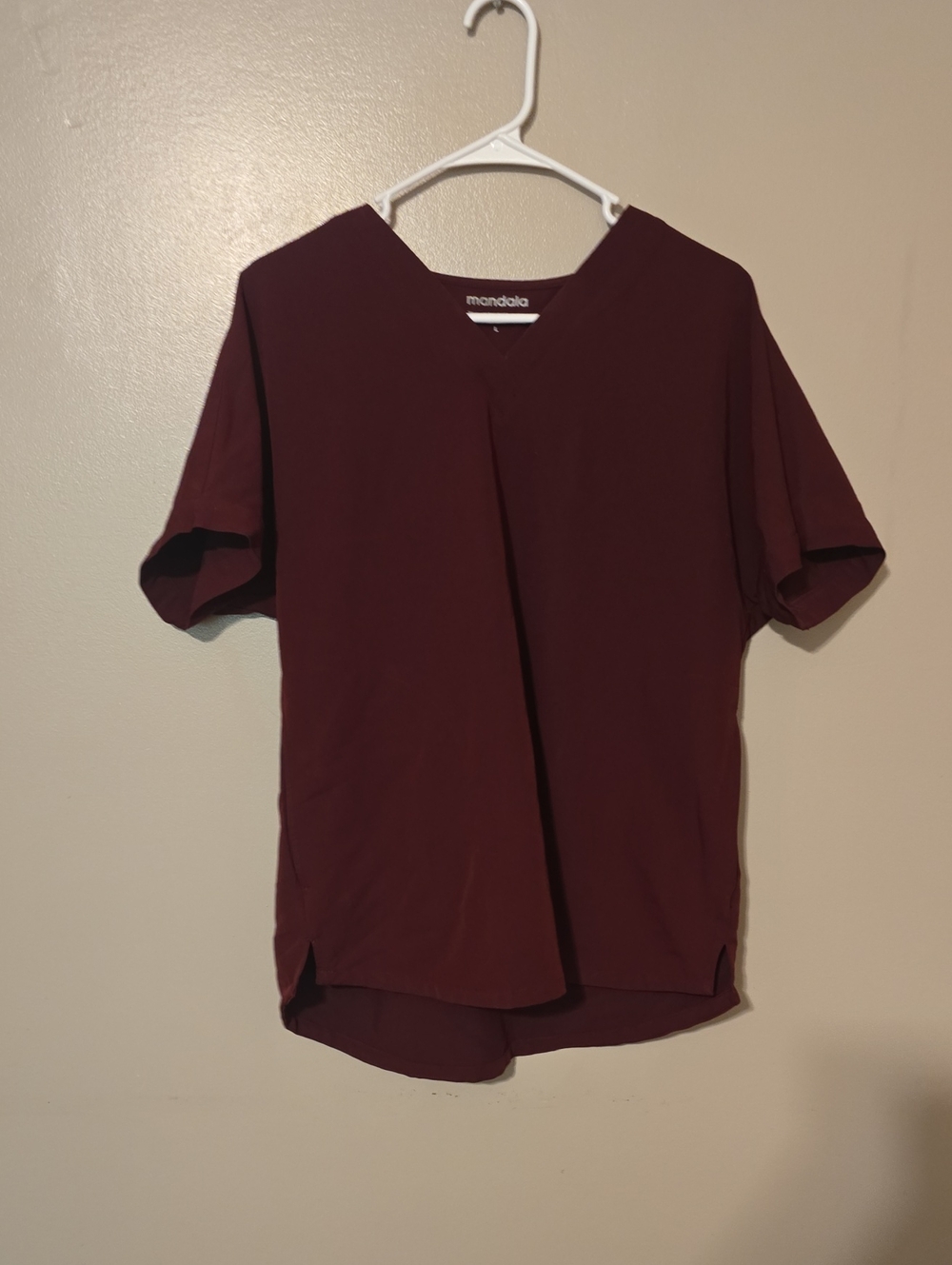 Mandala Scrubs Womens V Neck Top Short Sleeve Burgundy Size Large